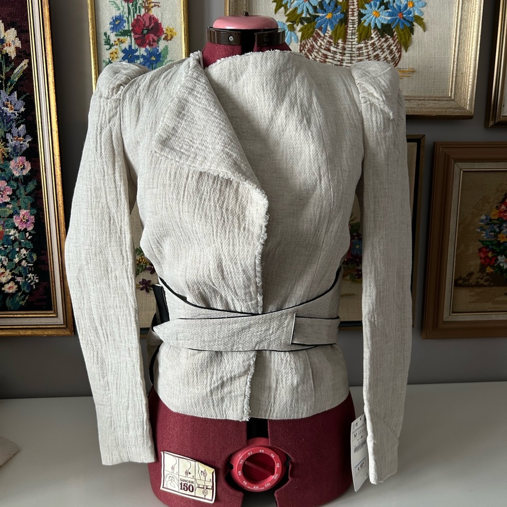 NWT Zara blazer Ladies Size M